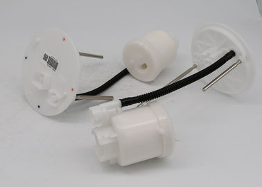 Pernos del filtro de combustible de Toyota 4, filtro de combustible de la corona de 77024-0N011 77024-0N070 proveedor